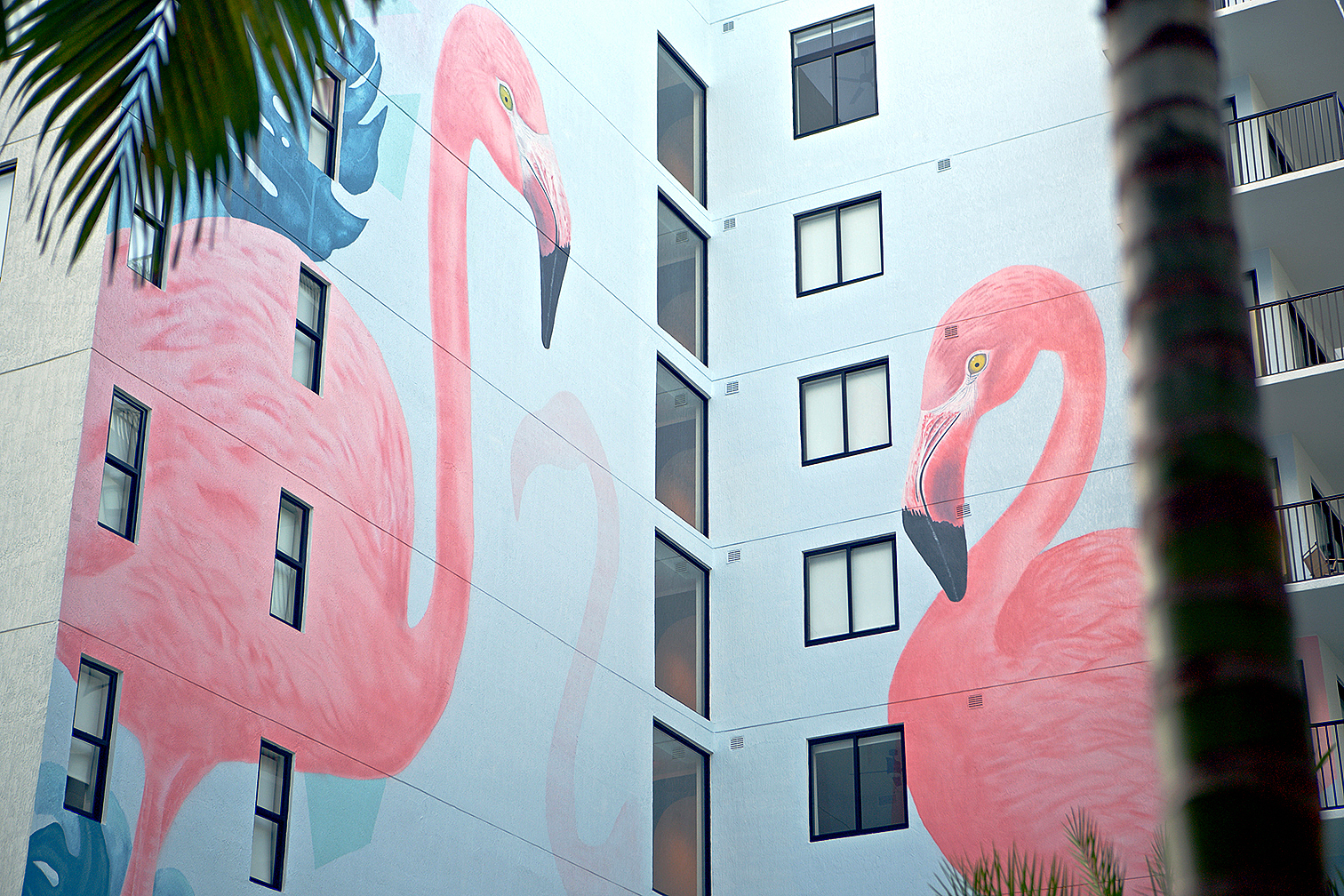 color-dreamers-9-story-flamingo-mural-miami